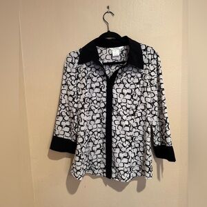 Fred David Monochrome Modern Geometric Button Down Blouse. Basic and Refined